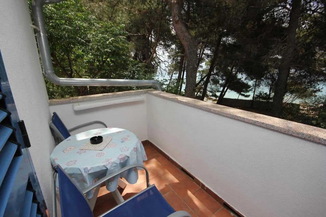 Apartments By The Sea Artatore, Losinj - 7935 0*, Cunski Croatia